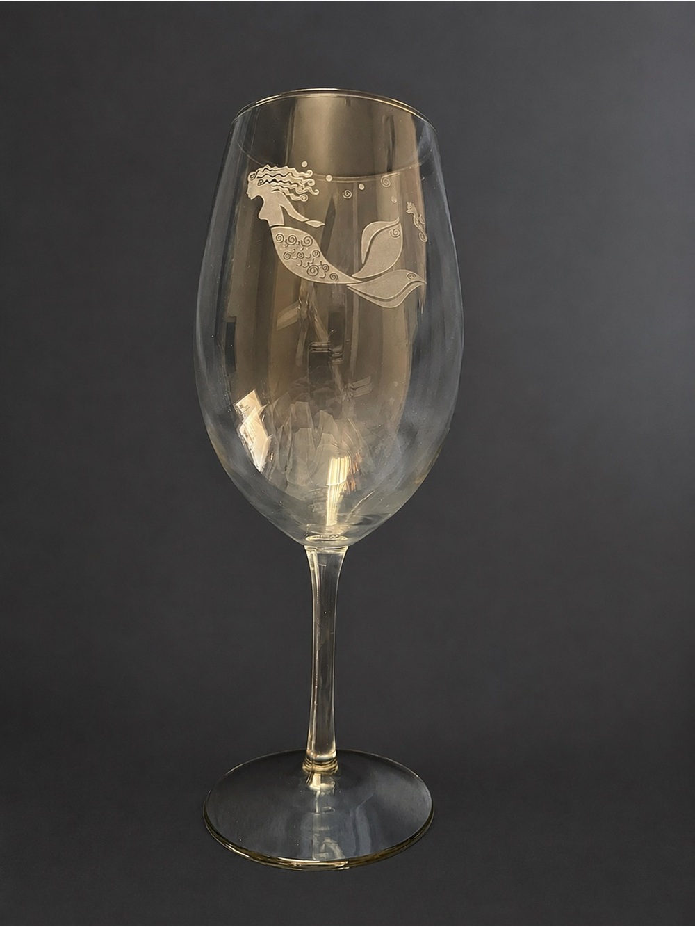 Etched Mermaid Seahorse Wine Glass Coastal Decor